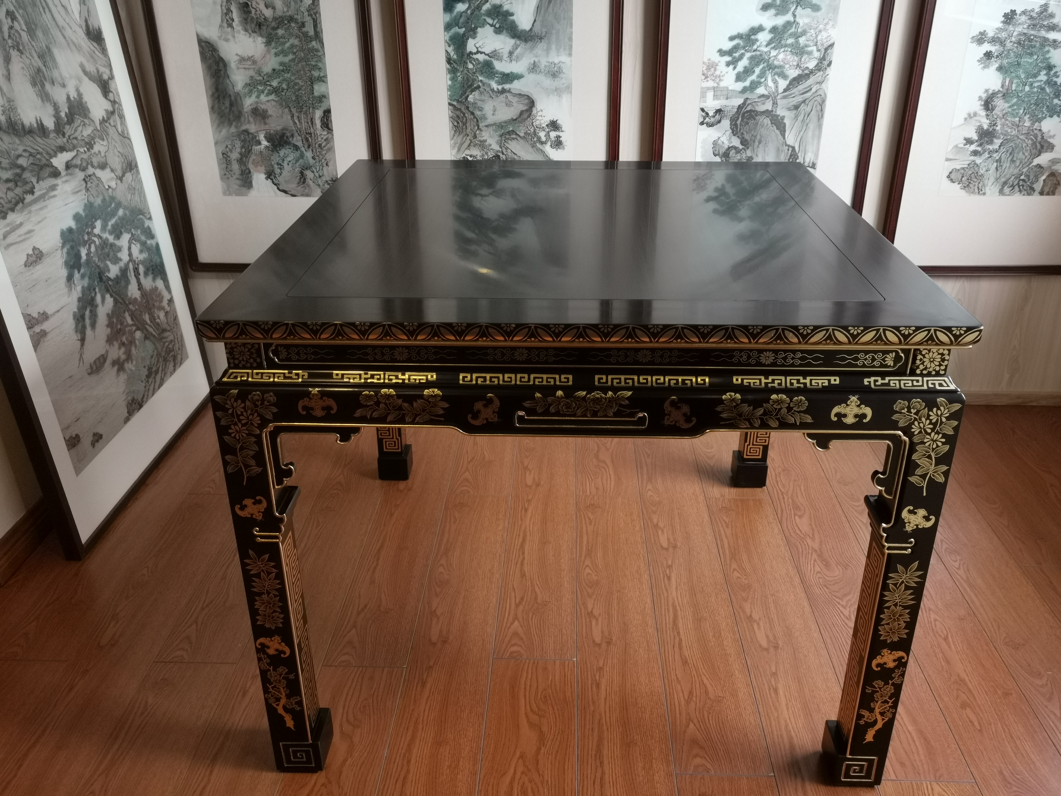 描金八仙桌