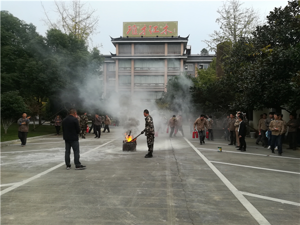 匯才動(dòng)態(tài) | 匯才紅木組織開(kāi)展安全培訓(xùn)和應(yīng)急演練